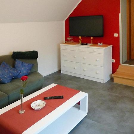 Holiday Apartment An Der Meisse, Bergen Bleckmar Buitenkant foto